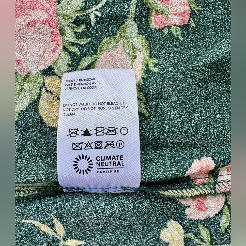 Reformation Sigmund Dress-Belvedere - Picture 12 of 16